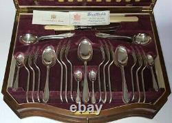 1930's VINERS SANDRINGHAM SILVER PLATED CUTLERY CANTEEN 53 piece OAK CASED