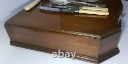 1930's VINERS SANDRINGHAM SILVER PLATED CUTLERY CANTEEN 53 piece OAK CASED