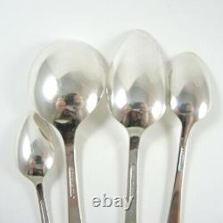 62pc Vintage Oneida Community Hampton Court Extended Silver Plate Cutlery Set