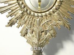 Antique IHS Religious Church Monstrance by GAINSFORD Sheffield Silver Plate 19