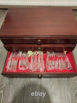 Antique Silver Pieces King Pattern Canteen Cabinet