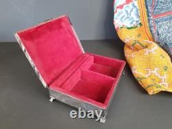 Antique Silver-Plated English Jewelry Box. Beautiful collection and display piec Antique Silver-Plated English Jewelry Box. Beautiful collection and display piec