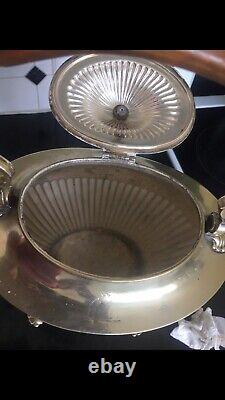 Antique ornately detailed silver plated kettle on stand with burner & lock keys