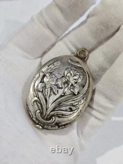 Art Nouveau Locket Iris White Metal Circa 1910 Part Of Chatelaine Chain