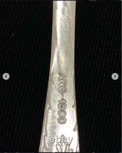 Art Nouveau style pastry set, Italy. The set comes in its original silver-plated