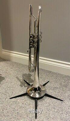 BESSON 600 Silver plated Bb ML Student Trumpet Kit, original case used excellent