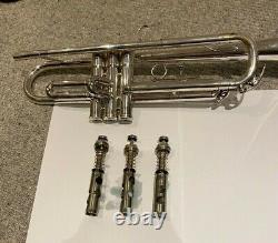 BESSON 600 Silver plated Bb ML Student Trumpet Kit, original case used excellent