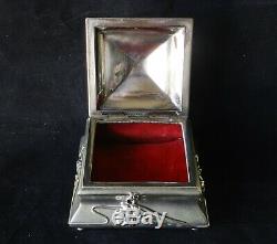 Beautiful Art Nouveau Meridian Quadruple-Plate Silver Velvet Jewelry Box Antique