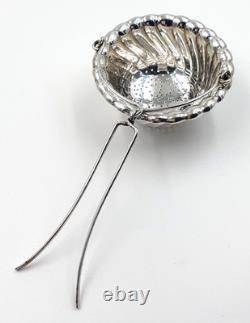 Beautiful Tiffany & Co in-spout silver plated tea strainer Gorgeous piece