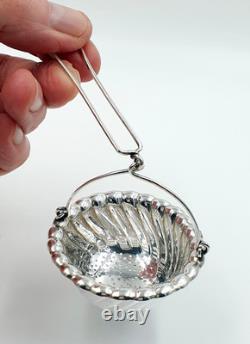 Beautiful Tiffany & Co in-spout silver plated tea strainer Gorgeous piece Beautiful Tiffany & Co in-spout silver plated tea strainer Gorgeous piece