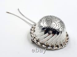 Beautiful Tiffany & Co in-spout silver plated tea strainer Gorgeous piece