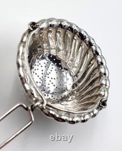 Beautiful Tiffany & Co in-spout silver plated tea strainer Gorgeous piece