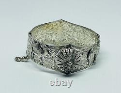 Berber Artisan 1970's Vintage Silver Plated Ornate Hamsa Bangle/bracelet