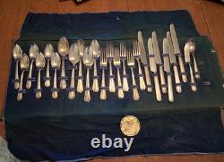 Cathedral Silver Plate Silverware Set in original case (one spoon missing)