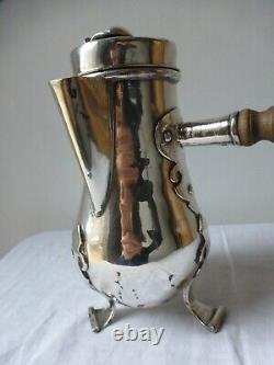 Chocolatière verseuse plaquée argent. XVIIIème. Silver-plated jug chocolate maker