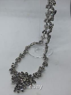 Christian Dior Beautiful vintage crystal necklace Dated 1974