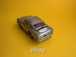 Corgi Toys 270 Aston Martin James Bond Goldfinger 007 original 1969 version