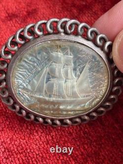 Exceptional Ship Brooch Pin In Mother Of Pearl  Goldsmith Work Marine Jewelry