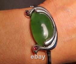 Exquisite Vintage Nordic Silver Plated Nephrite Garnet Bracelet