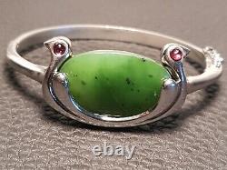 Exquisite Vintage Nordic Silver Plated Nephrite Garnet Bracelet