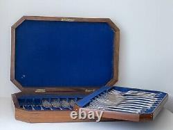 Exseptional Victorian Silver Plated Fish Service 12 Boxed England C 1880's