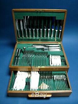 Extensive canteen of Silver plated cutlery in original fitted wooden case