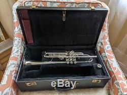 Getzen 900S Eterna Professional Bb Trumpet Vintage 1987 hard case original docs
