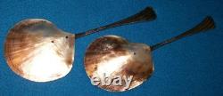 JAMES DIXON SILVER PLATED CAVIAR SERVING SPOONS in ORIGINAL FITTED CASE c1891 GC