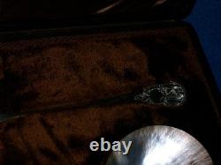 JAMES DIXON SILVER PLATED CAVIAR SERVING SPOONS in ORIGINAL FITTED CASE c1891 GC