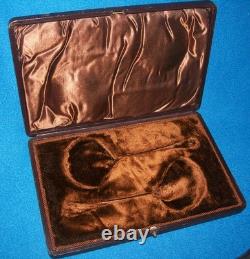 JAMES DIXON SILVER PLATED CAVIAR SERVING SPOONS in ORIGINAL FITTED CASE c1891 GC