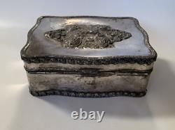 MERIDEN Silver Plate Victorian Jewelry Trinket Box 8 Original Lining Antique