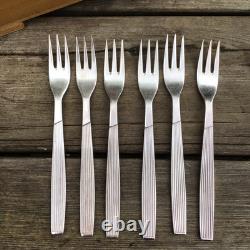 MidCentury Viners Corinth EPNS A1 Silver Plated 56 Piece Cutlery Set For 6