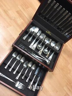 Oneida Community Plate 1936 Coronation Silver Plate Cutlery Set Wooden Case Box