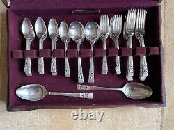 Oneida/Rogers silverplate cutlery set for 12, Hampton Court/Coronation pattern
