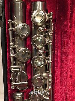 Pre-owned Yamaha YFL 225N Standard Offset G Flute In Original Case