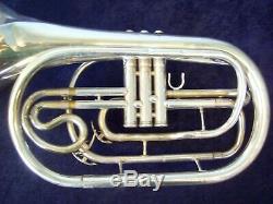 Quality Yamaha Yhr302m Silver Marching French Horn + Original Yamaha Case