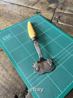 Rare Plate Lifter in Brite-Cut Design, Silver-plated with Bone Handle Vintage