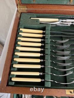 Robert's & Dore 72 Piece Vintage Cutlery Set In It's Original Fitted Box GC