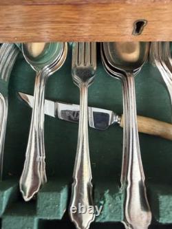 Robert's & Dore 72 Piece Vintage Cutlery Set In It's Original Fitted Box GC