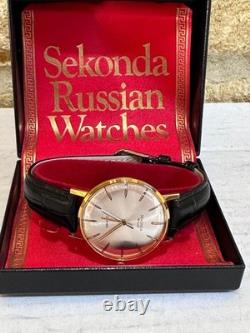 SEKONDA De Luxe Vintage 1970's Men's Manual Gold Dress Watch + Original Box