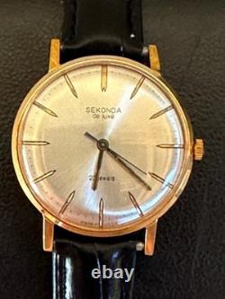 SEKONDA De Luxe Vintage 1970's Men's Manual Gold Dress Watch + Original Box