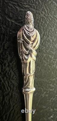 Set of six 1896 sterling silver Apostle spoons in original case, William Hutton