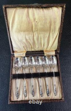 Set of six 1896 sterling silver Apostle spoons in original case, William Hutton
