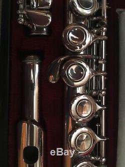 Stunning Fully Serviced Yamaha Flute YFL 221S with Original Hard Case