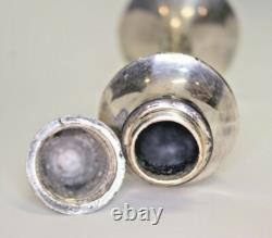 VTG Peerless Silver Co. La France Silver Plated Reg Salt & Pepper Shaker #701 VTG Peerless Silver Co. La France Silver Plated Reg Salt & Pepper Shaker #701