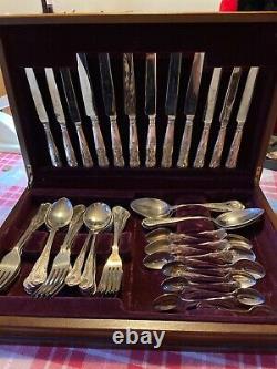 Viners 52 piece silver plated Kings pattern Cutlery Canteen