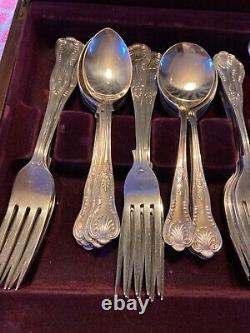 Viners 52 piece silver plated Kings pattern Cutlery Canteen