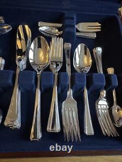 Viners Harley Elegance 100 Piece Set 8 Place Setting Guild Silver Collection New