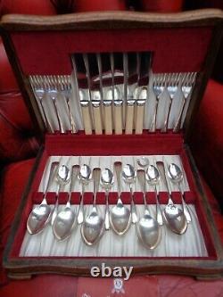 Vintage 1950s Silver plated canteen of Cutlery