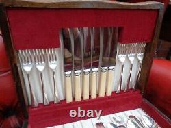 Vintage 1950s Silver plated canteen of Cutlery